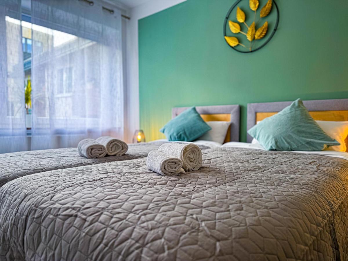 Immostay #6 - Ferienhaus 4 Zimmer Fuer 8 Personen, Wifi & Zentrum BRE Eksteriør bilde