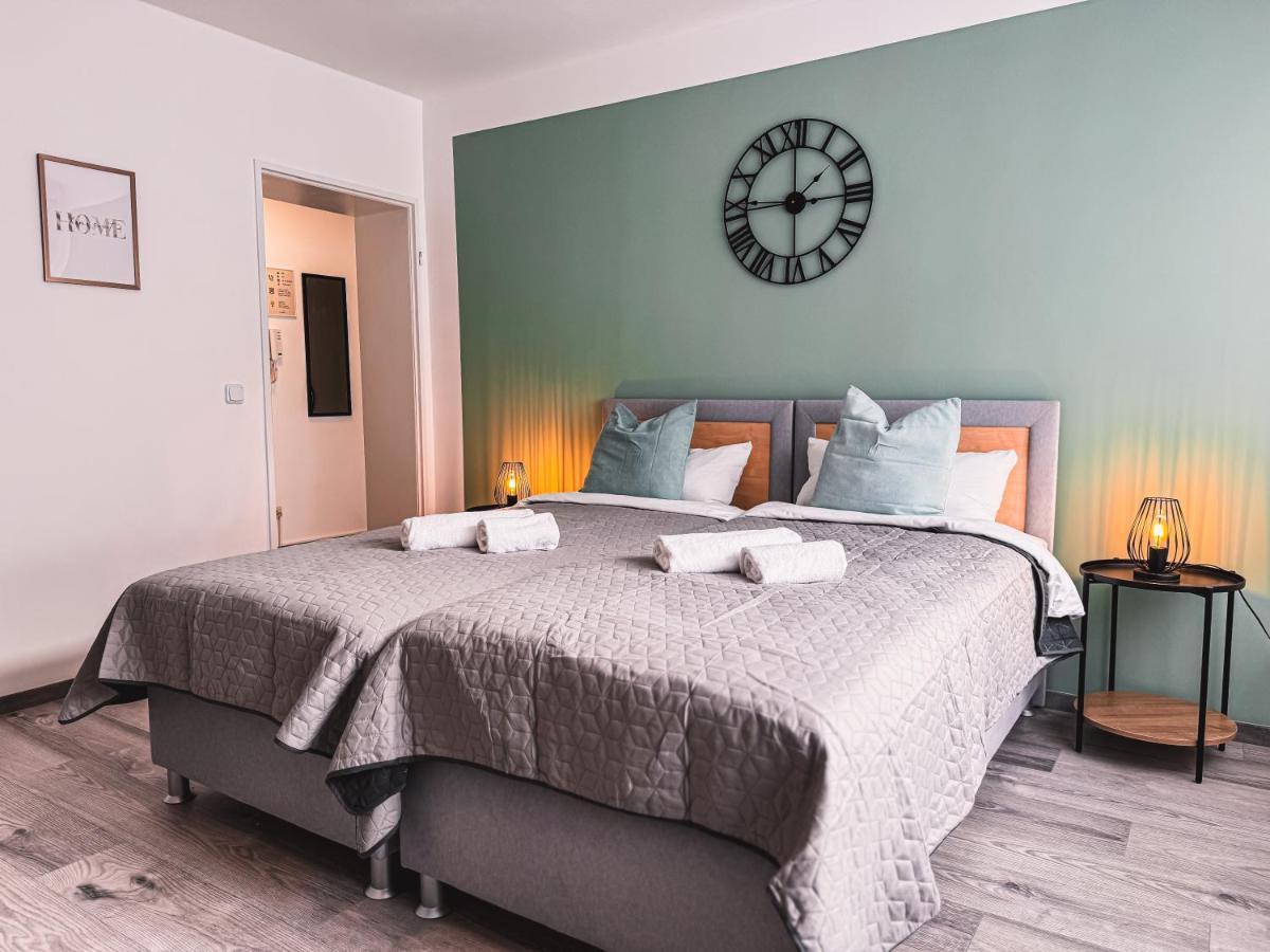 Immostay #6 - Ferienhaus 4 Zimmer Fuer 8 Personen, Wifi & Zentrum BRE Eksteriør bilde