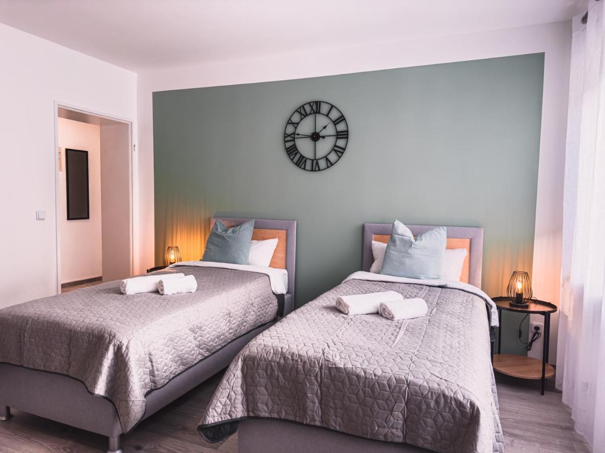 Immostay #6 - Ferienhaus 4 Zimmer Fuer 8 Personen, Wifi & Zentrum BRE Eksteriør bilde