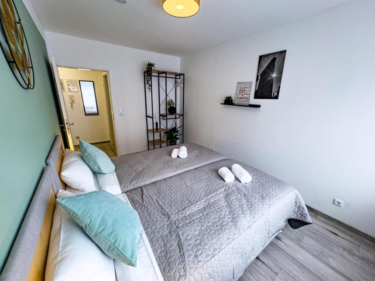 Immostay #6 - Ferienhaus 4 Zimmer Fuer 8 Personen, Wifi & Zentrum BRE Eksteriør bilde