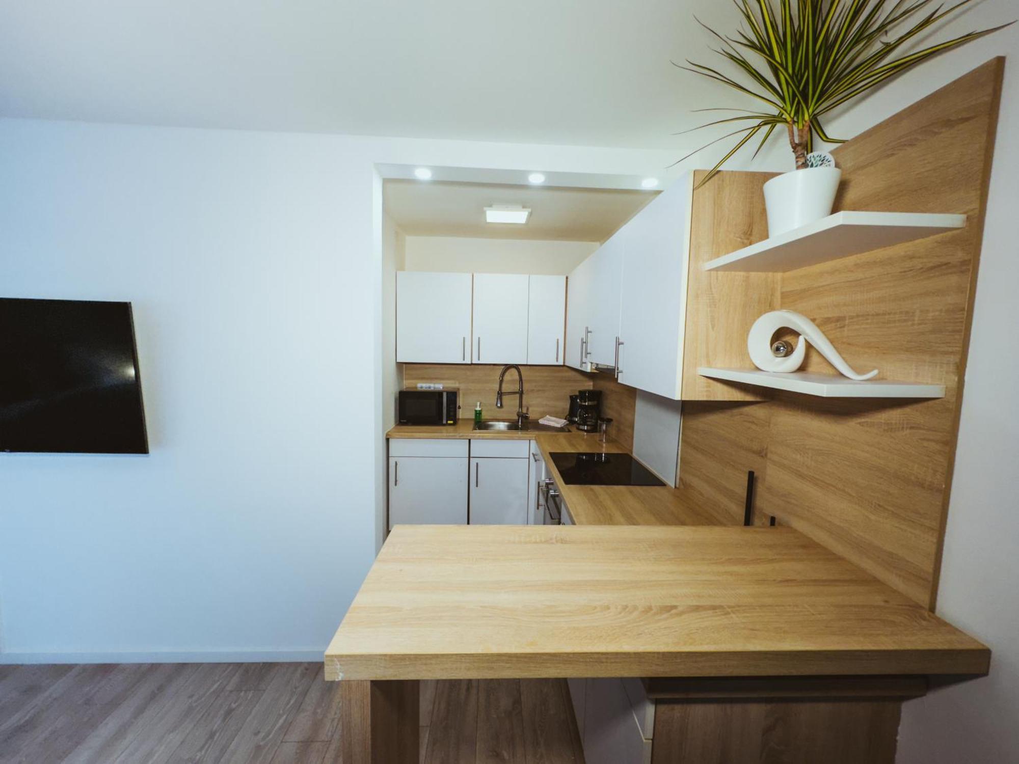 Immostay #6 - Ferienhaus 4 Zimmer Fuer 8 Personen, Wifi & Zentrum BRE Eksteriør bilde